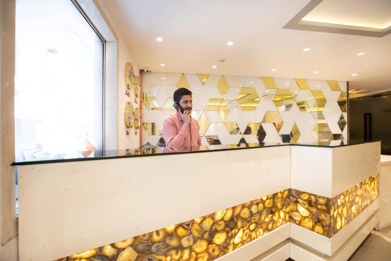 Hotel Supreme - Cuffe Parade Mumbai Exteriör bild