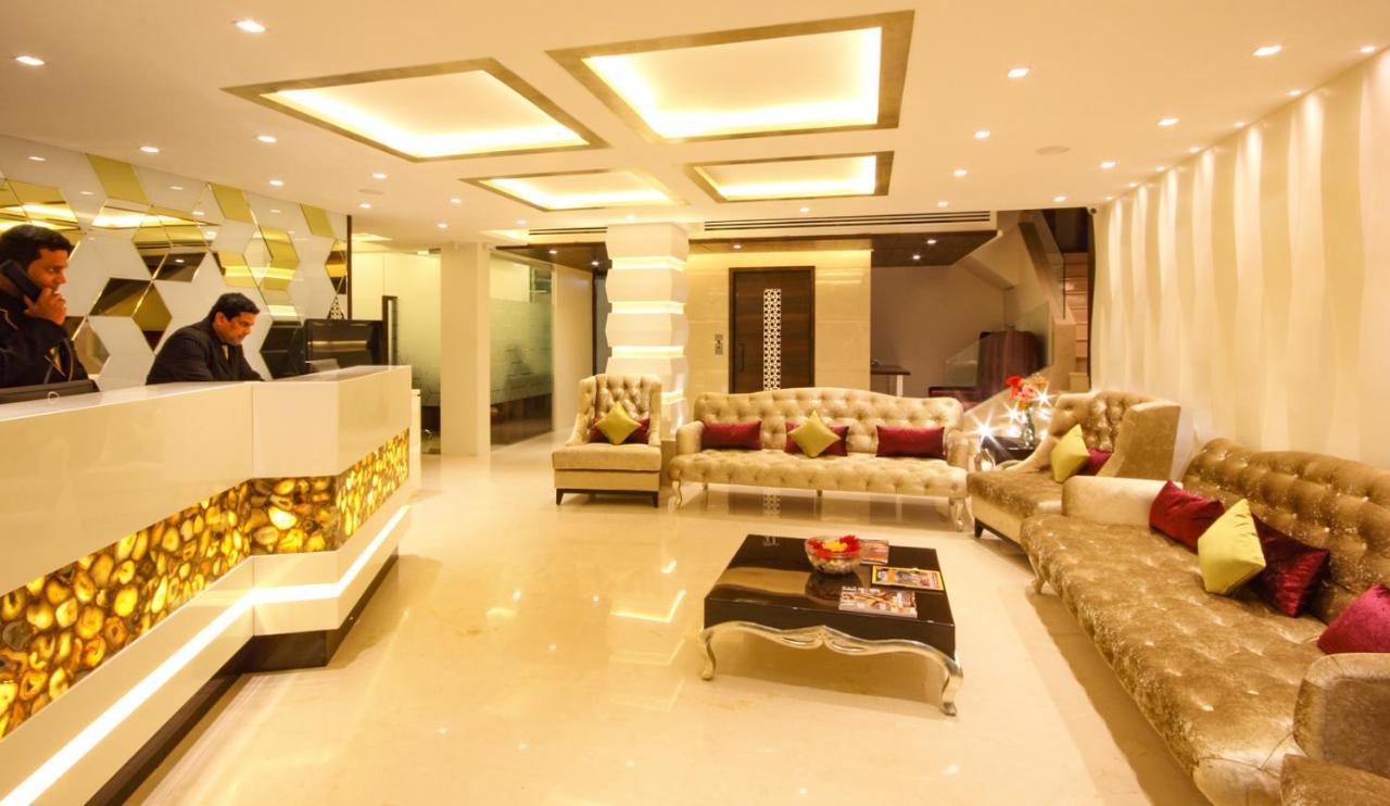 Hotel Supreme - Cuffe Parade Mumbai Exteriör bild