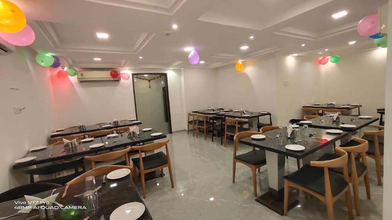 Hotel Supreme - Cuffe Parade Mumbai Exteriör bild