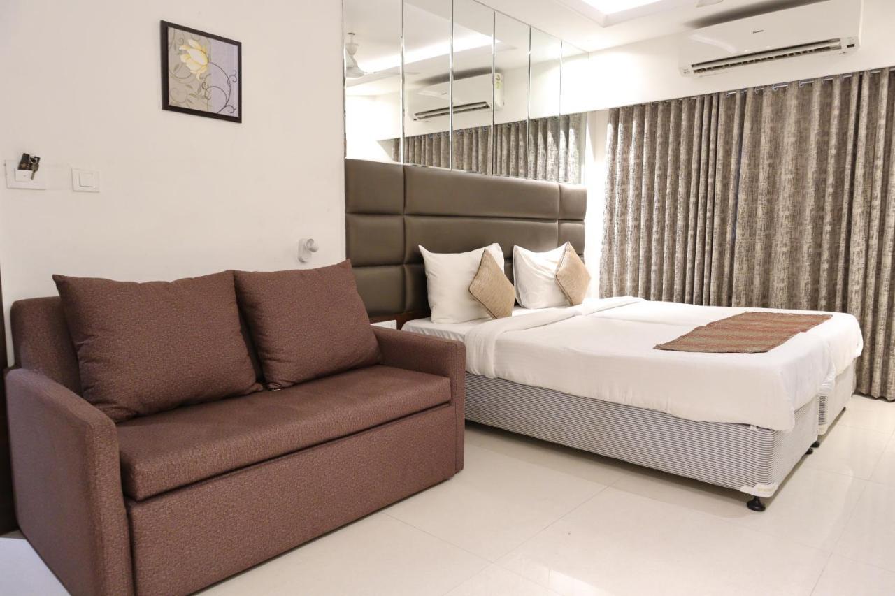 Hotel Supreme - Cuffe Parade Mumbai Exteriör bild