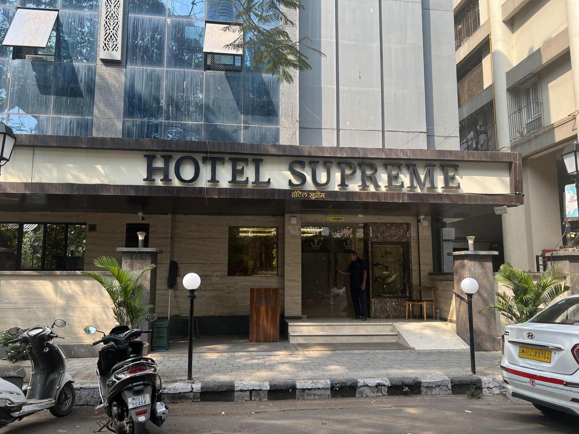 Hotel Supreme - Cuffe Parade Mumbai Exteriör bild