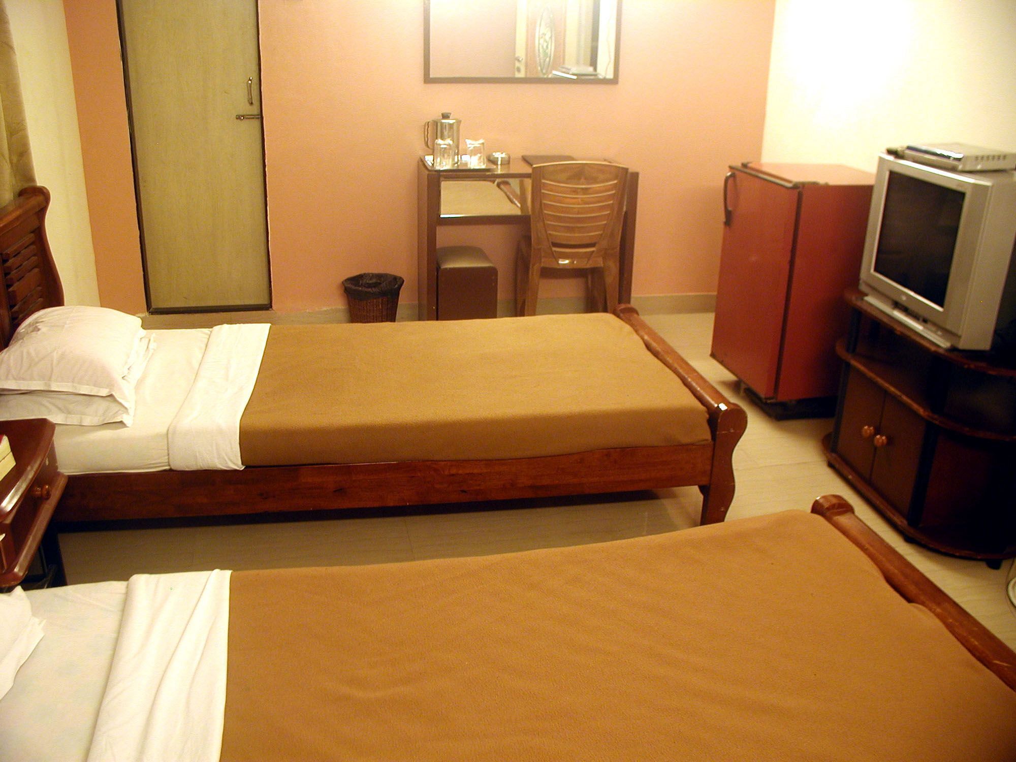 Hotel Supreme - Cuffe Parade Mumbai Exteriör bild
